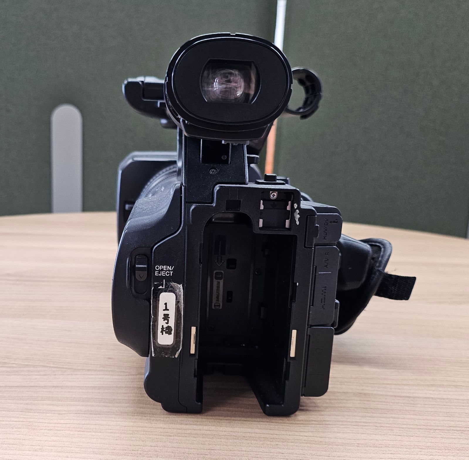 ☆ SONY ソニー HVR-Z5J/1 ビデオカメラ 現状品 中古 230107K5009