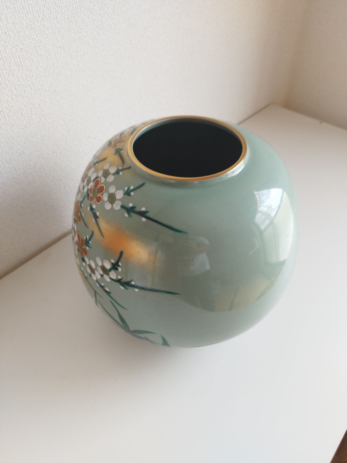 壺屋焼 緑釉唐草掻き落とし 大壺 壺屋焼 緑釉唐草掻き落とし 大壺 ※高