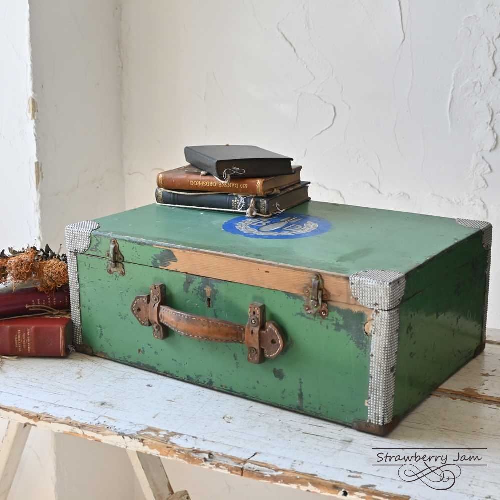 L3612-99-18 英国アンティーク トランクレザー 収納 かばんイギリス