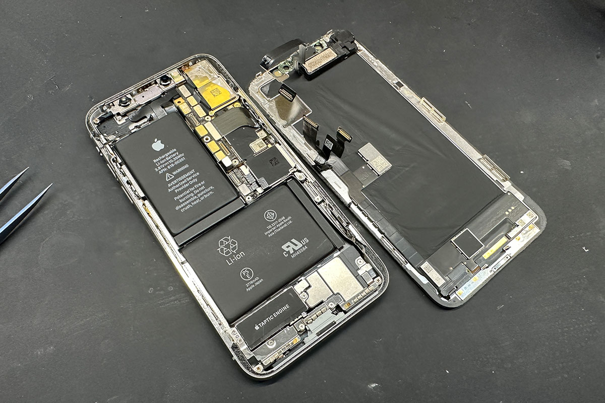 Apple iPhone 15 plus ホワイト 本体［ジャンク、海水水没］ Apple