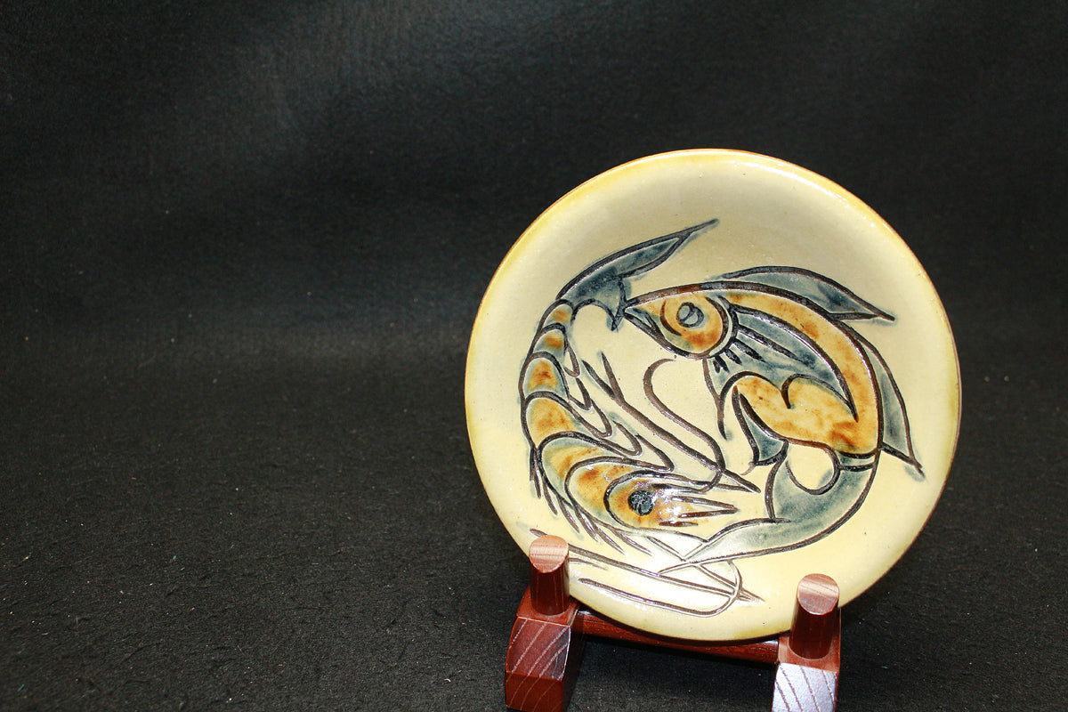 人間国宝 金城次郎 皿 25.4センチ 壺屋焼 人間国宝 金城次郎作 魚紋