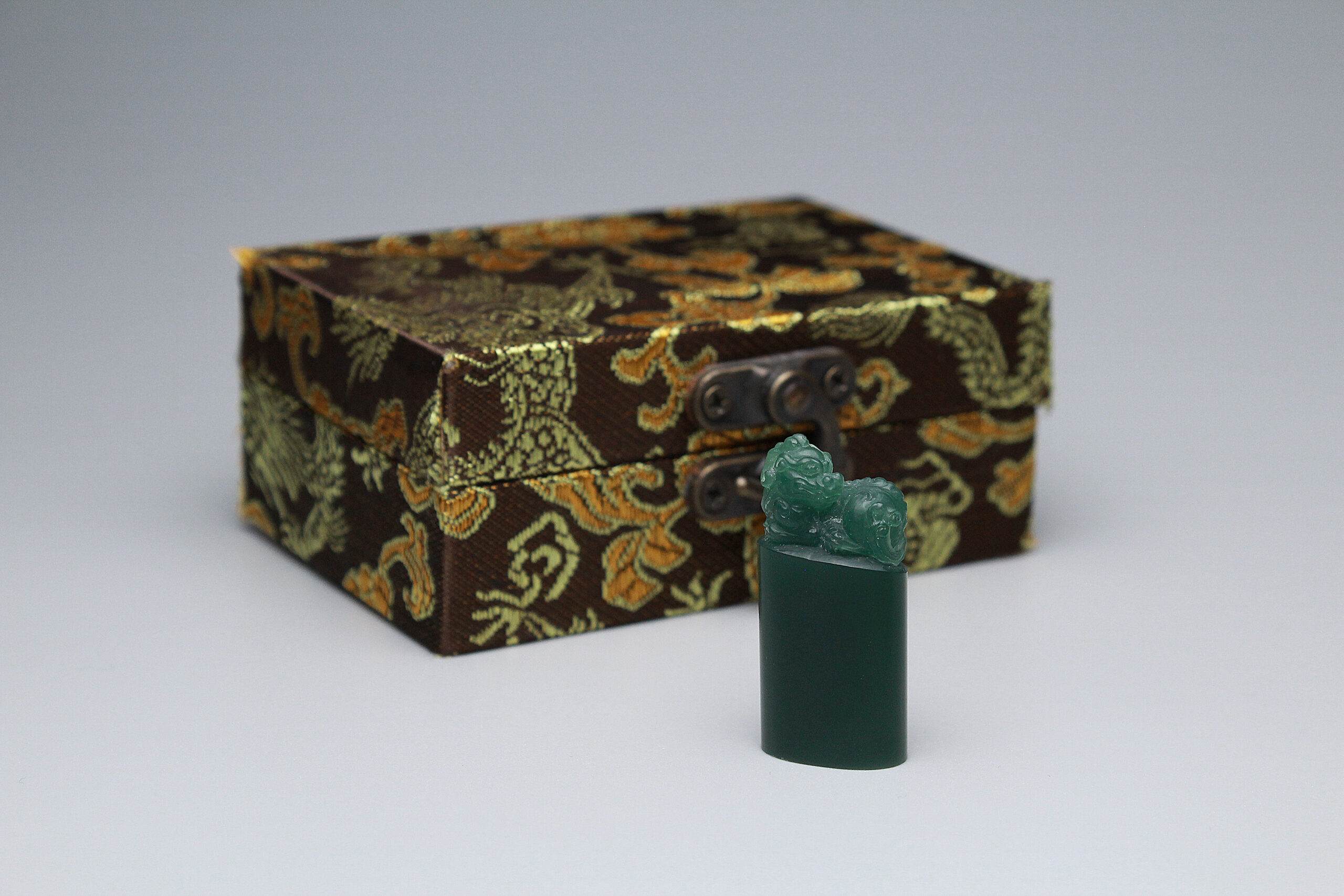 ラオス石 螭虎穿環 桃花凍 田黄 高級印材 箱付き 書道 篆刻 落款 雅号