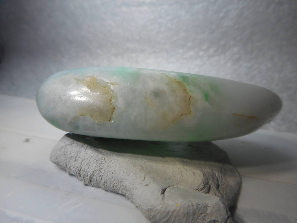 縄文、弥生、須恵器、翡翠、勾玉、硬玉大珠、魔除け石、 23.12.26.B 長