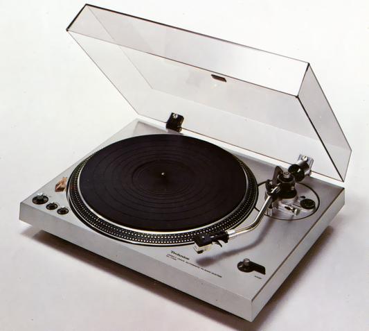 Technics SL-1700の仕様 テクニクス