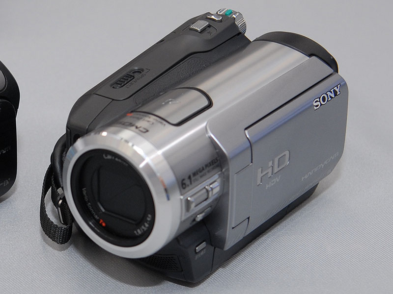 ソニー、HDカム'07年春モデル。AVCHD 2機種/HDV 1機種