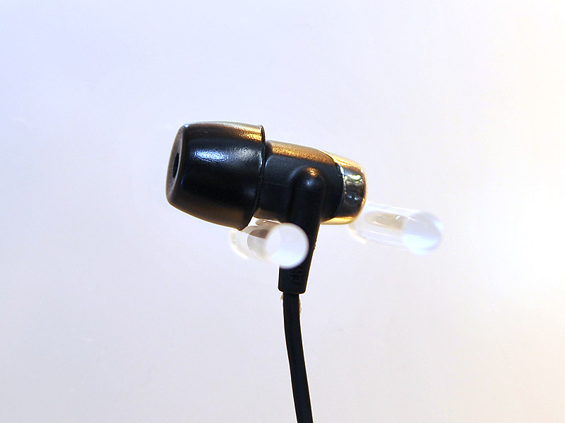 オーディオテクニカ、カナル型イヤフォン最上位「ATH-CK100」