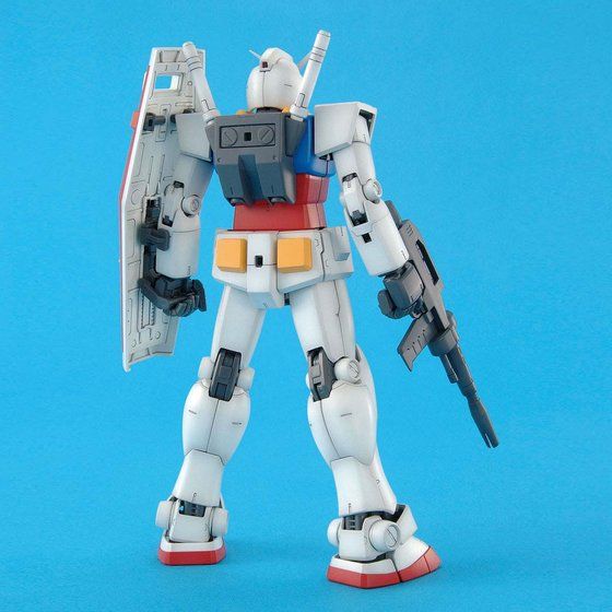 MG 1/100 RX-78-2ガンダム Ver2.0│株式会社BANDAI SPIRITS（バンダイ