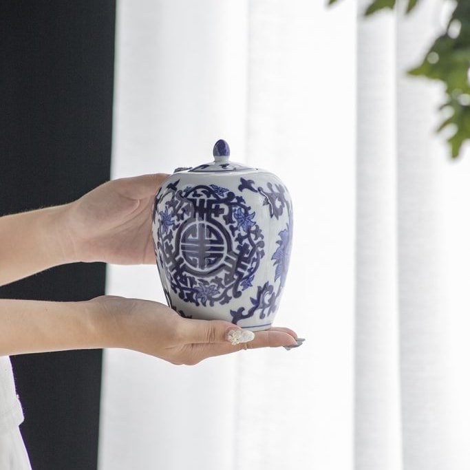 シノワズリの蓋付き 飾り壺 H15.5 | ホームインテリア萬里