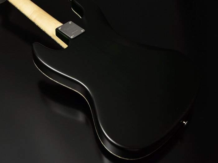 WL4-FM CUSTOM/R BLK/OIL (Bacchus)