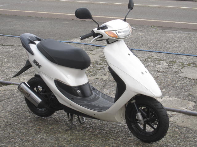 Dio zx ホンダ ライブ・Dio ZX」のスケルトン仕様を限定発売 | Honda