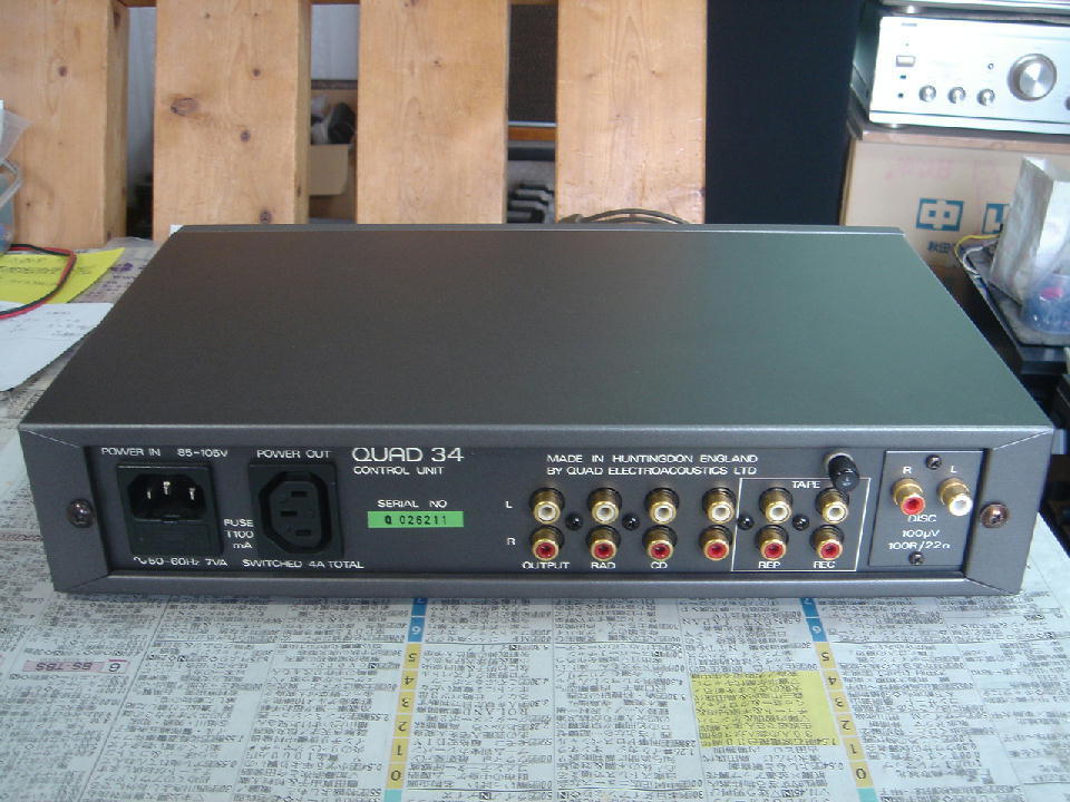 英国製 名作QUAD34プリアンプ 前期型 動作品