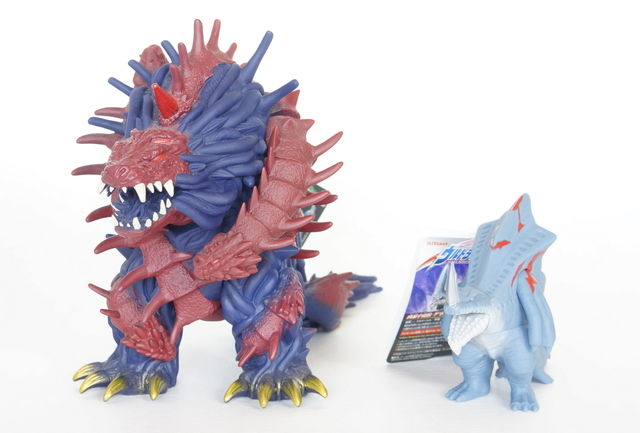 ウルトラマンオーブ マガタノオロチ ソフビ ウルトラ怪獣DX 超大魔王獣