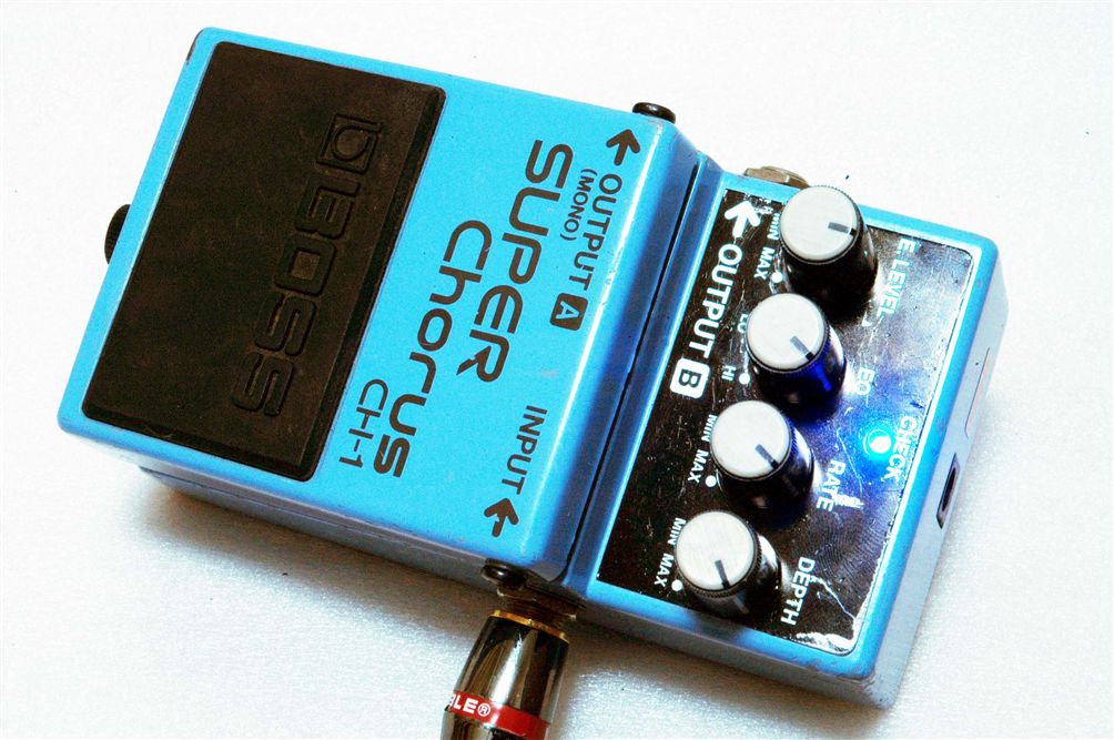 BOSS CH-1 mod アナログ LEDがRATEに合わせて点滅します！ BOSS CH-1