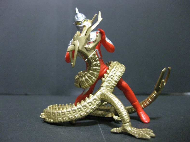 ソフビ魂 怪獣標本 4.0 ナース ソフビ フィギュア 怪獣標本 4.0 宇宙竜