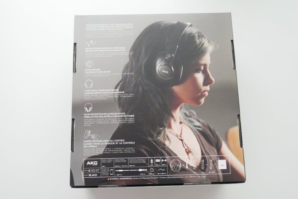 AKGのBluetoothヘッドホンK361-BTを半年使ってみた感想