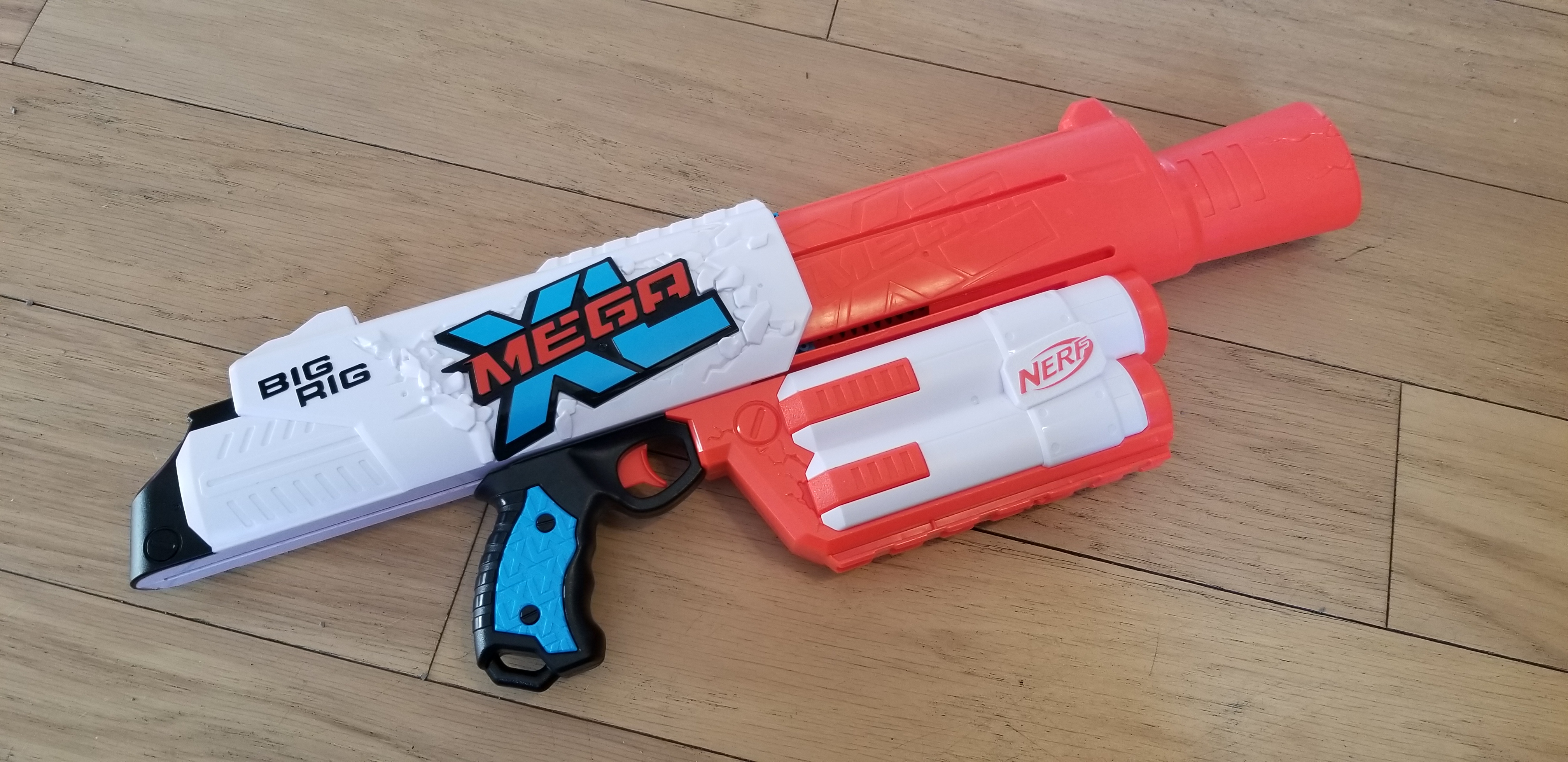 ナーフ Mega XL ビックリグ Big Rig ＆ ダーツホルダー セット Nerf
