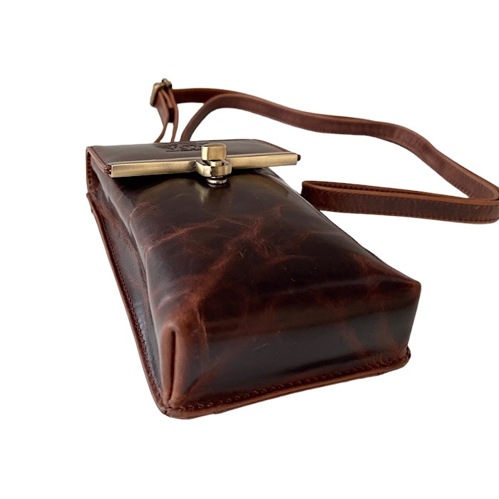 本革スマートフォンショルダー アンティークブラウン