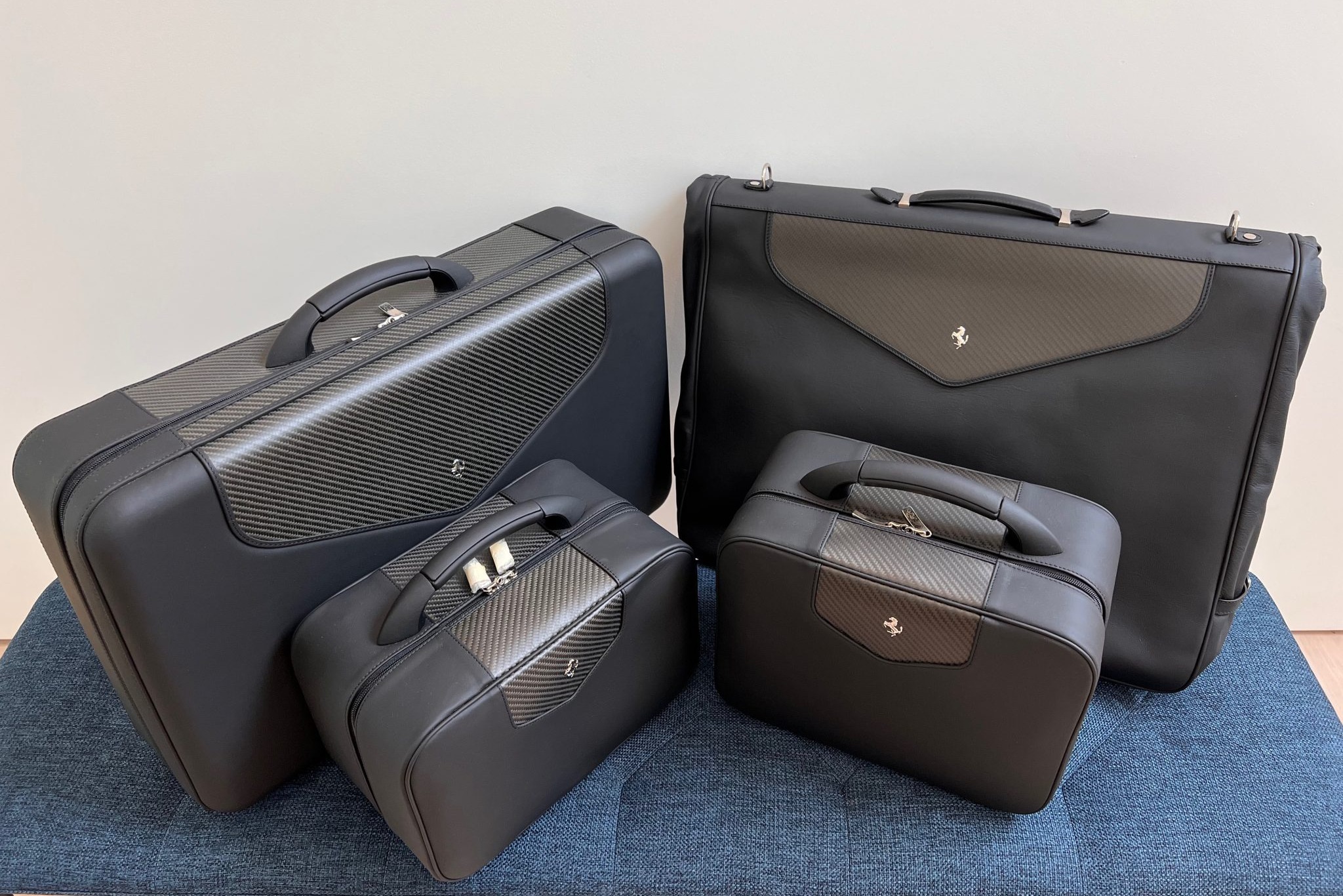 専用✨フェラーリ 575Mmaranello トランクケース No Reserve: Seven