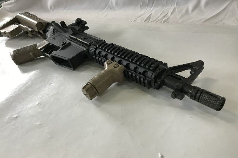 次世代電動ガン 東京マルイ CQB-R (F.D.E.) 、付属品多数 東京マルイ