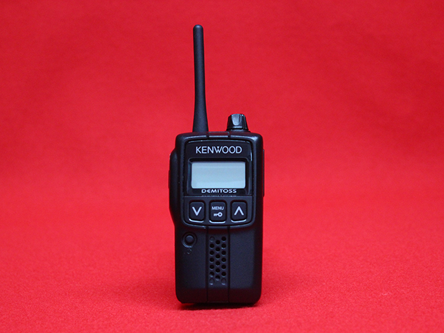 4台セット☆KENWOOD UBZ-EA20R 特小トランシーバー インカム付 UBZ