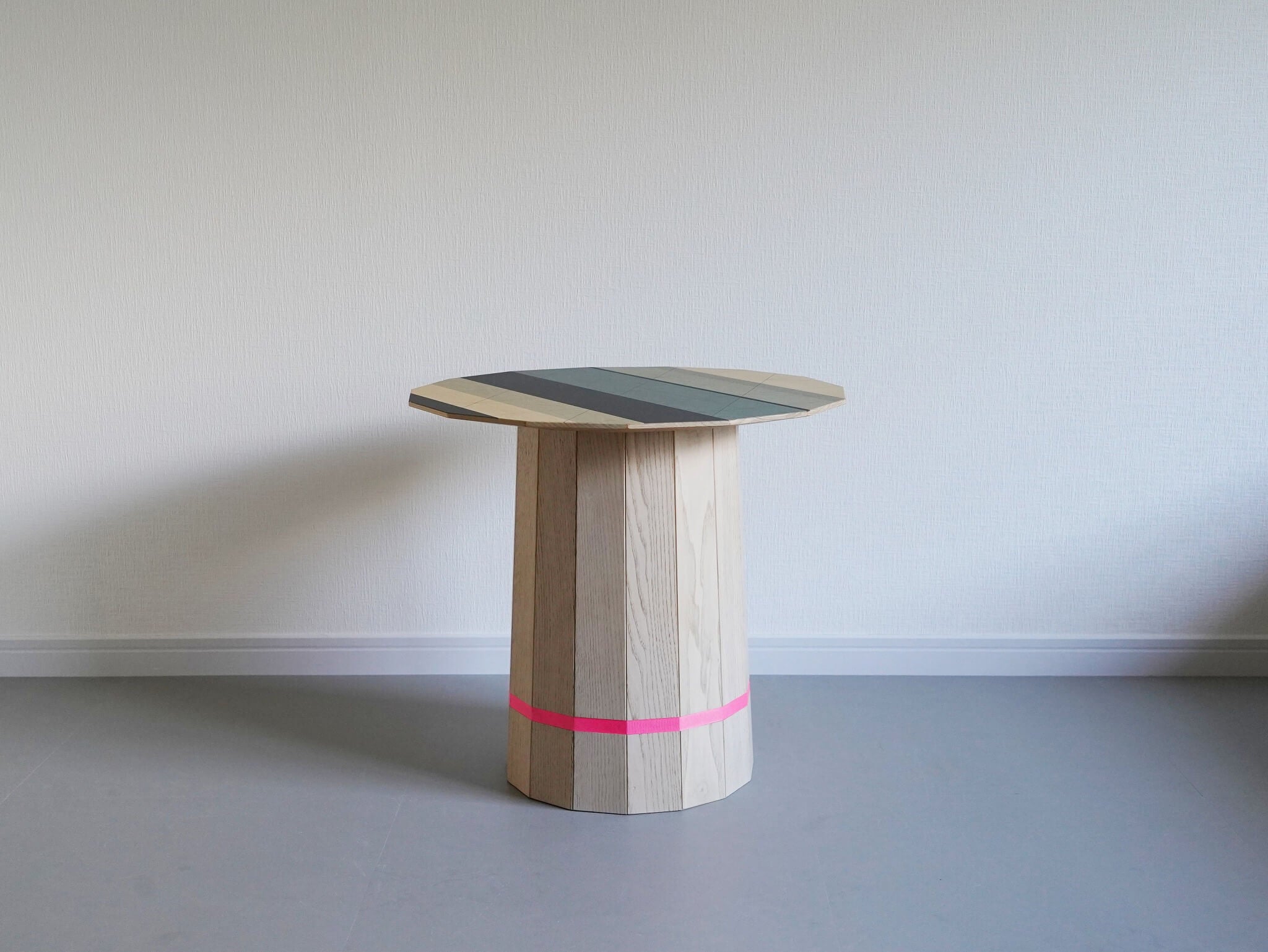 展示品 カリモク ニュースタンダード カラーウッド プレーングリッド B