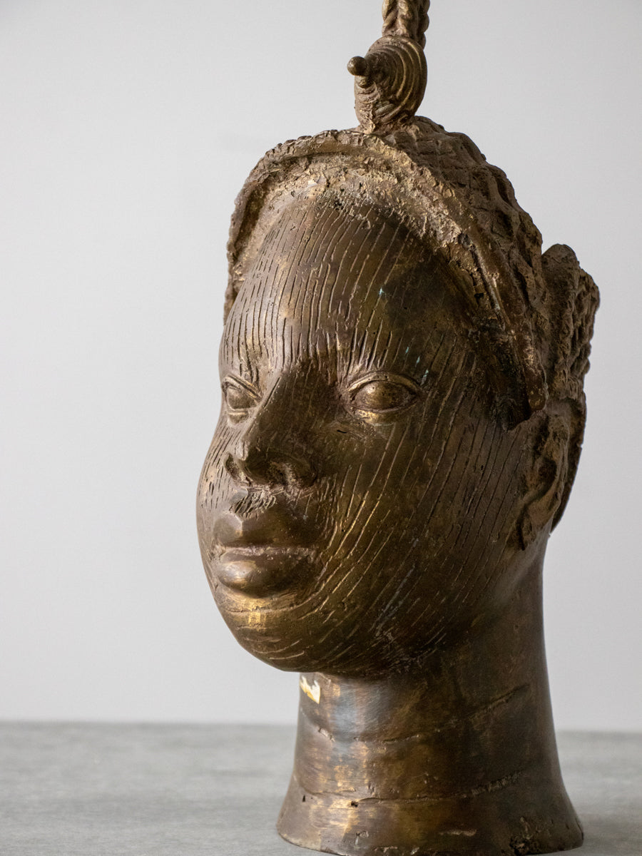 ベニン族 ブロンズ像