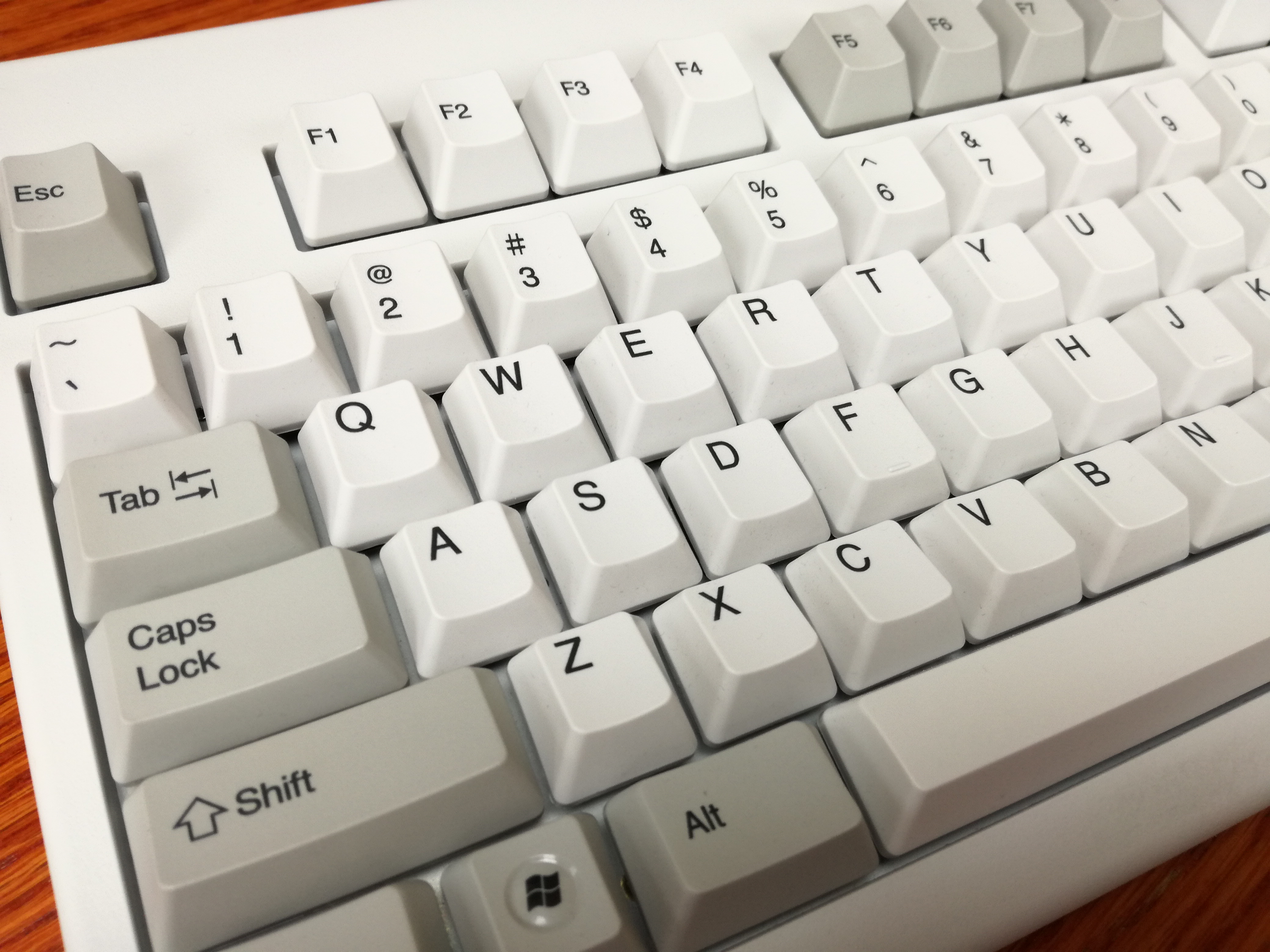 Topre RealForce 104UW Product Tour