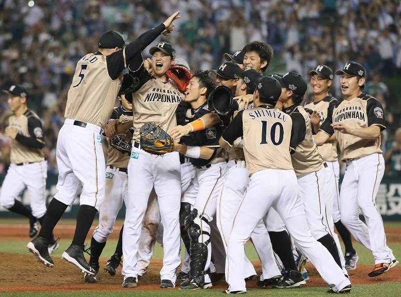 プロ野球：日本ハムが優勝…4年ぶり7度目 パ・リーグ [写真特集6/10