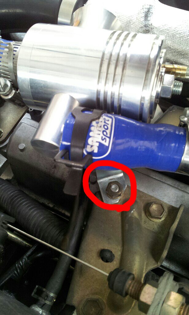 テイクオフ製ブローオフバルブ プッ シュンR SS取付 その2（ダイハツ