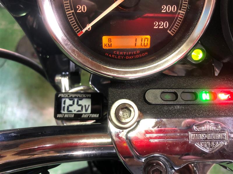 電圧計交換（ハーレーダビッドソン スポーツスターXLシリーズ）by