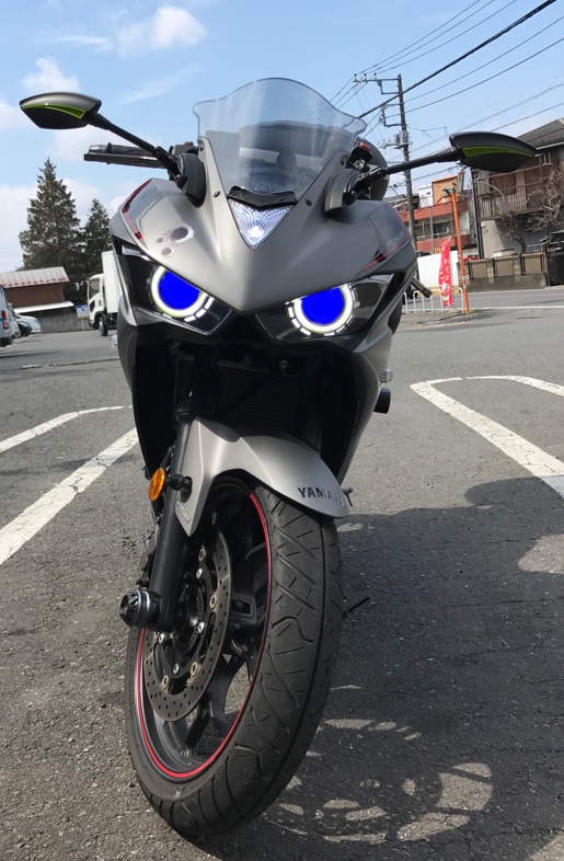 yzf-r25 r3 イカリングヘッドライト