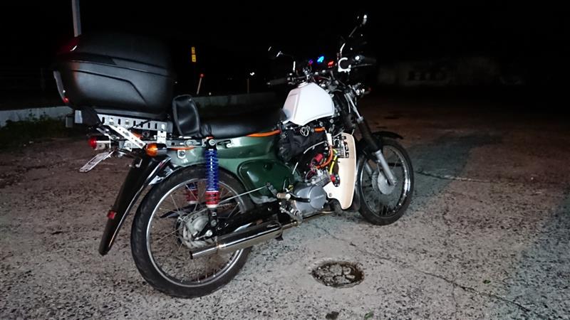 モンキーBAJAガソリンタンク白 鍵付き送料無料、即納いたします