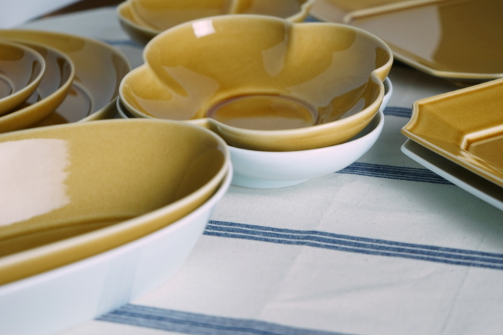 楕円鉢 9寸 | 白青 うす飴 - 瑞々（みずみず） -