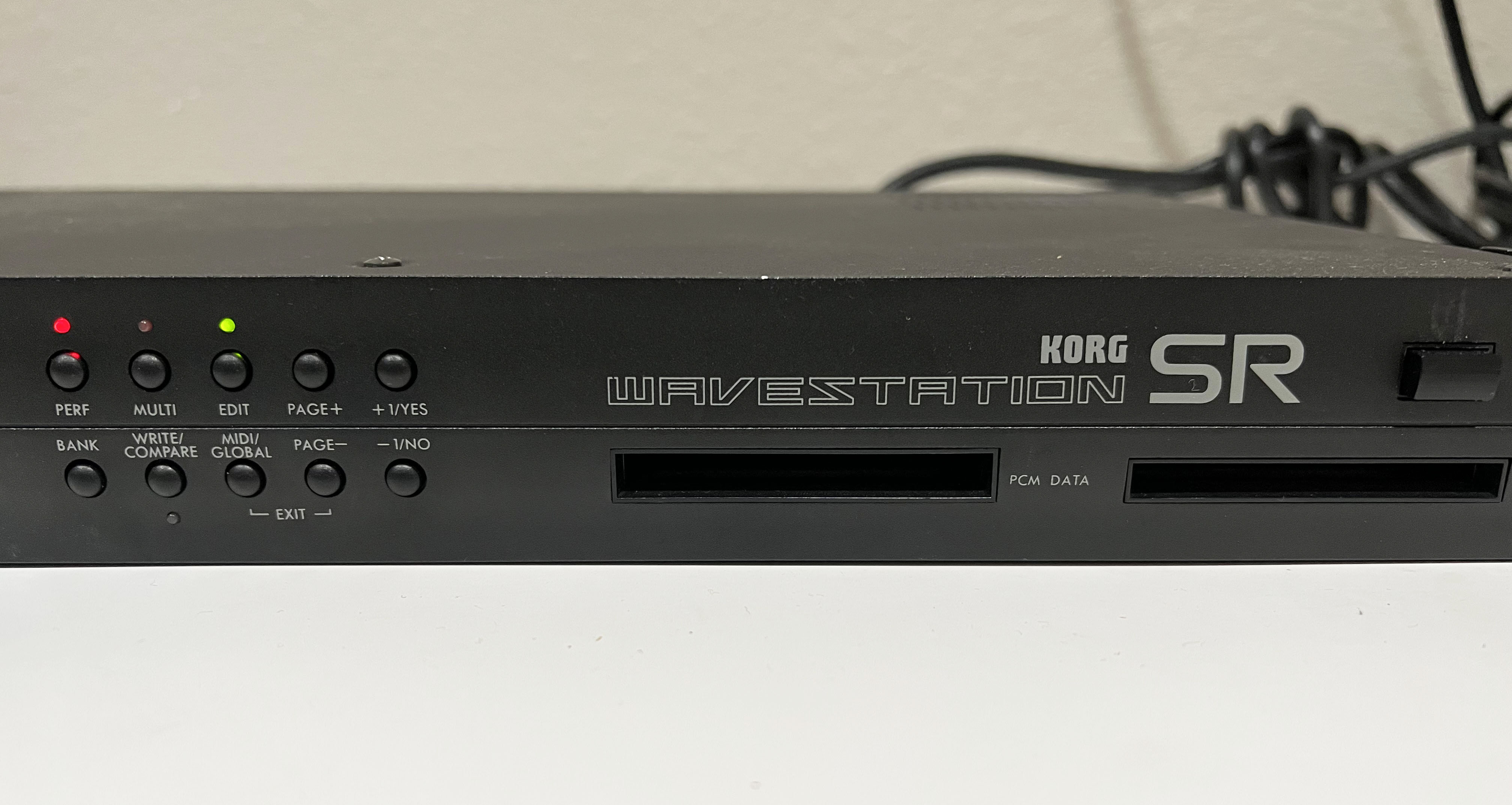 Korg Wavestation SR - Syntaur