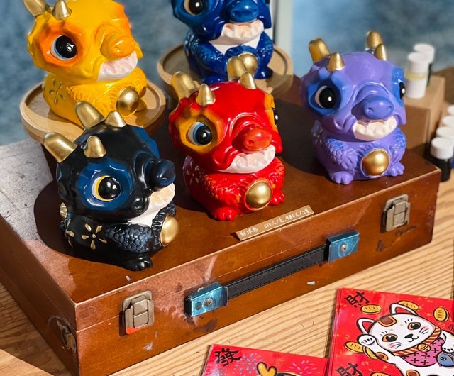 台湾 辰年新商品 台湾製 純手描き陶製黒興龍玉 龍祈願貯金箱 BA,TU