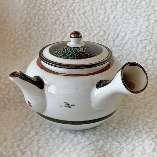 古物 陶器製￼ （ 男は大好き）￼送料込み