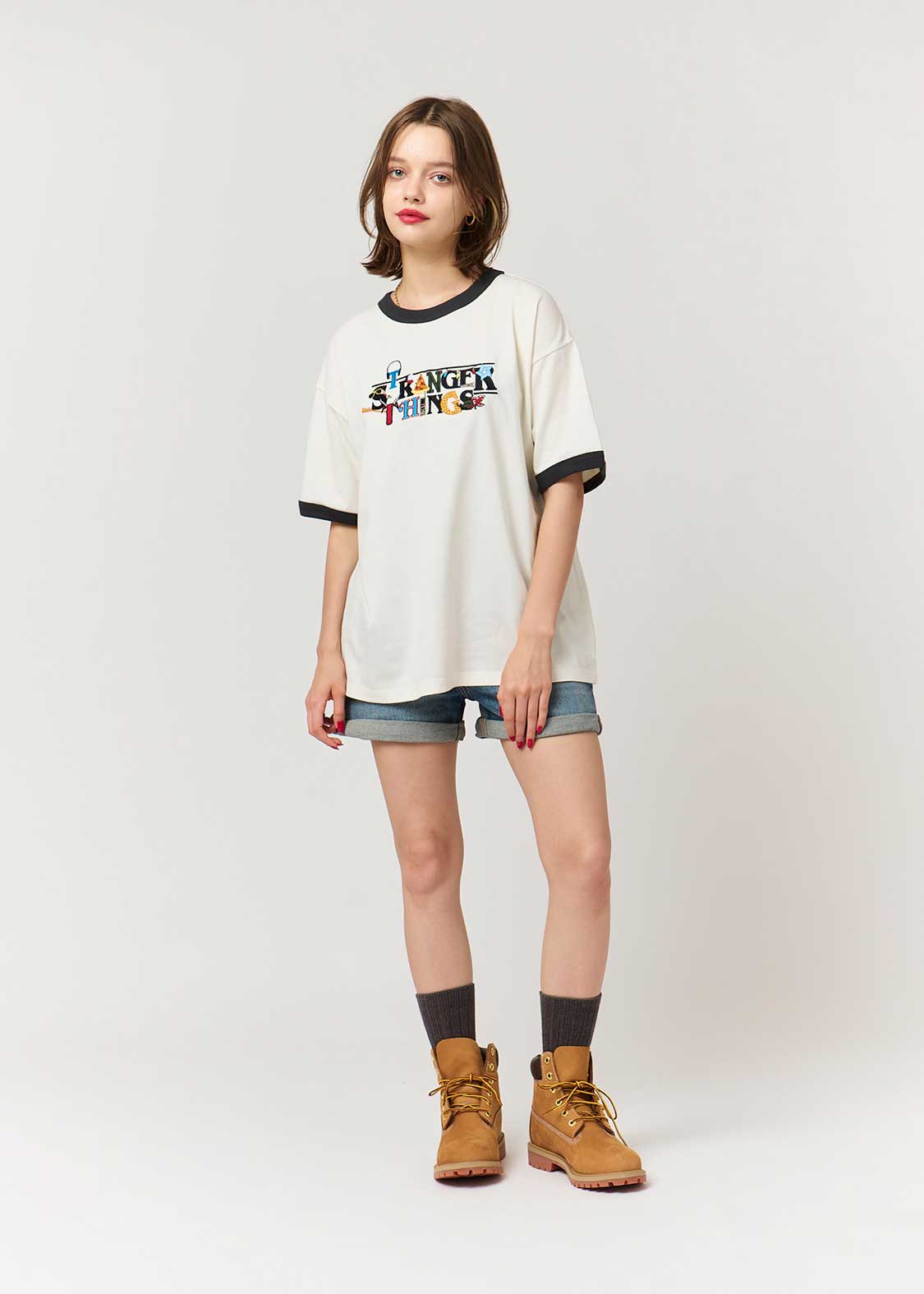 STRANGER THINGS｜ビッグシルエットトリムTシャツ｜ユニセックス