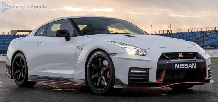 Nissan GT-R Nismo specs (2016-2019): performance, dimensions