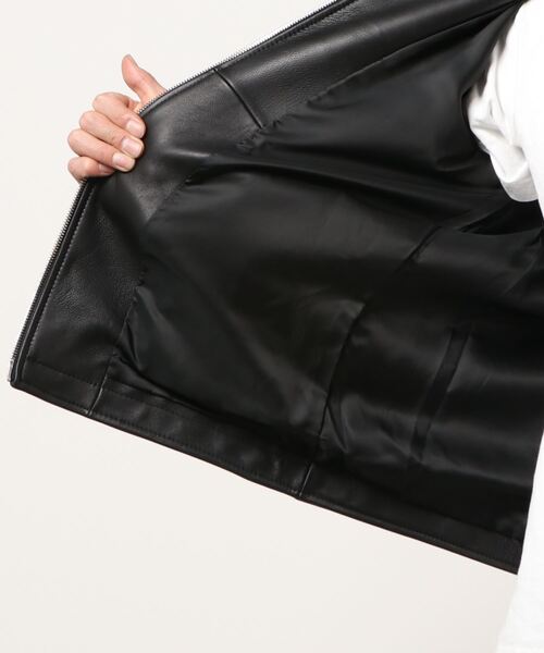 UNITED TOKYO（ユナイテッドトウキョウ）の「ラムレザーシングル