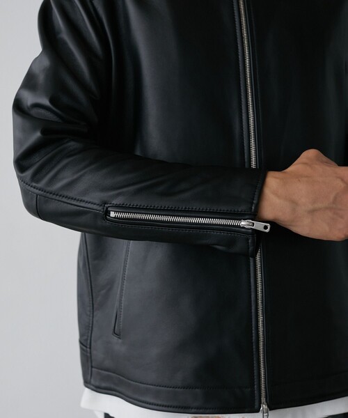 UNITED TOKYO（ユナイテッドトウキョウ）の「ラムレザーシングル