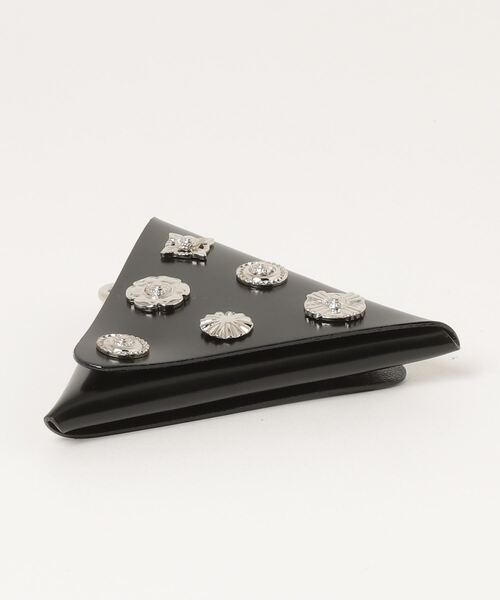 TOGA（トーガ）の「LEATHER POUCH TRIANGLE（コインケース）」 - WEAR
