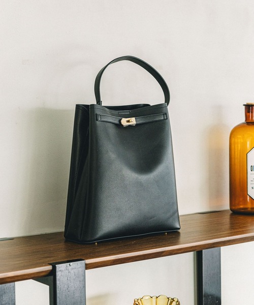 ◇小川以久男 「エウロペ」 油彩F15号 裸婦 ギリシャ神話 安田火災賞