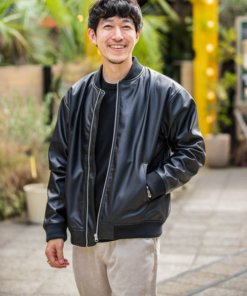 URBAN RESEARCH（アーバンリサーチ）の「ヴィーガンレザー MA-1