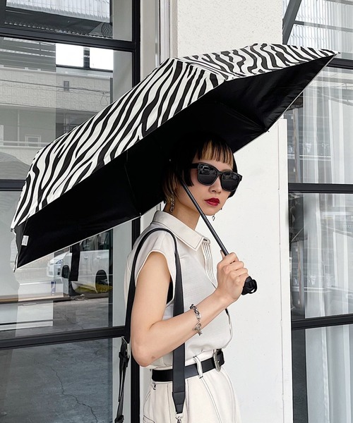 PAGEBOY（ページボーイ）の「Wpcゼブラ柄プリント傘（折りたたみ傘