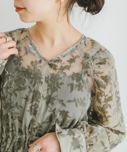 ITEMS URBANRESEARCH（アイテムズ アーバンリサーチ）の「ベロア