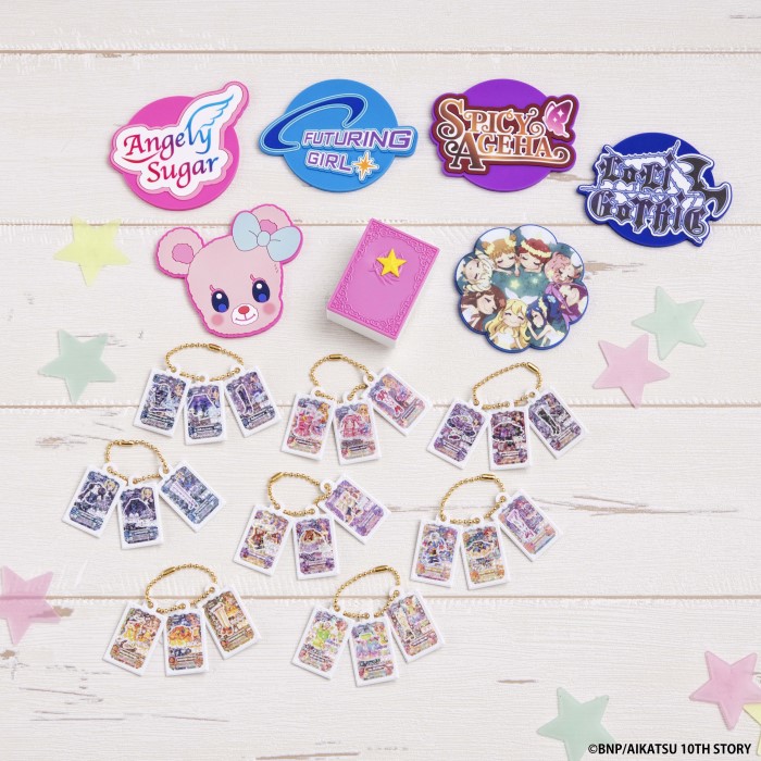 アイカツ！」カードがミニチュアチャームになってガシャポン®に登場