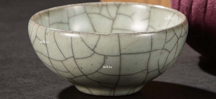 中国骨董品：哥窯の青磁の買取と鑑定・査定、オークション出品について