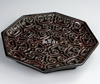 中国骨董品の堆黒（剔黒）の買取と鑑定・査定、オークション出品