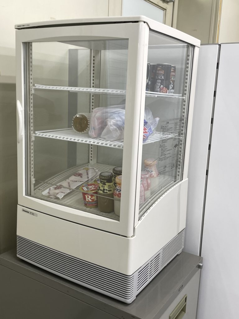 パナソニックガラス冷蔵庫 ホワイト SMR-CZ65F Panasonic