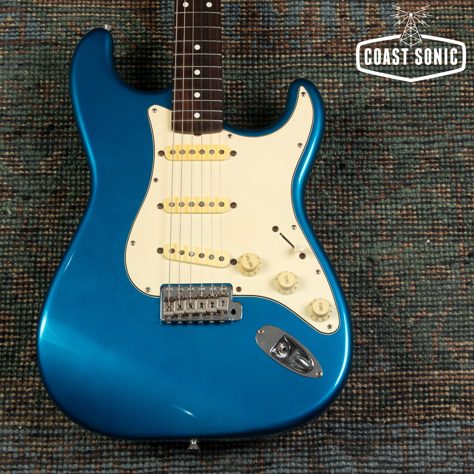 1993 Fender ST-38 Standard Stratocaster Made in Japan - Metallic Blue